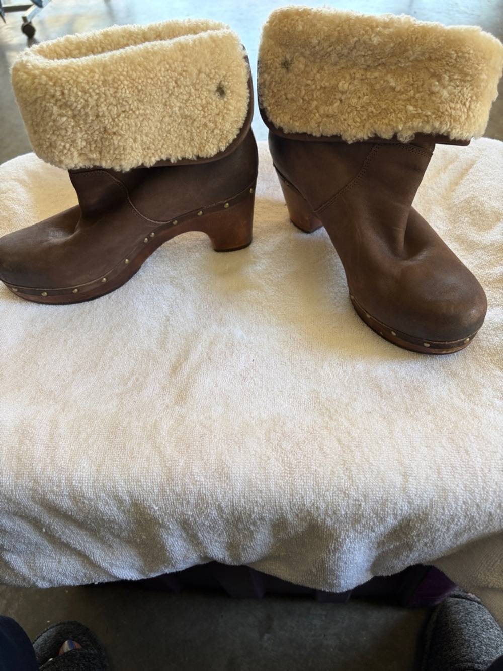 UGG Brown Leather Shearling Cuff Heeled Boots